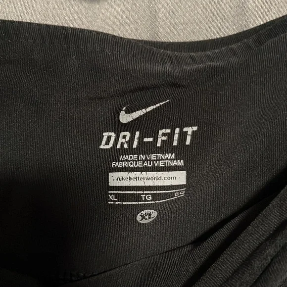 Nike Dri-Fit XL Black Wide Leg Capri - Picture 4 of 7